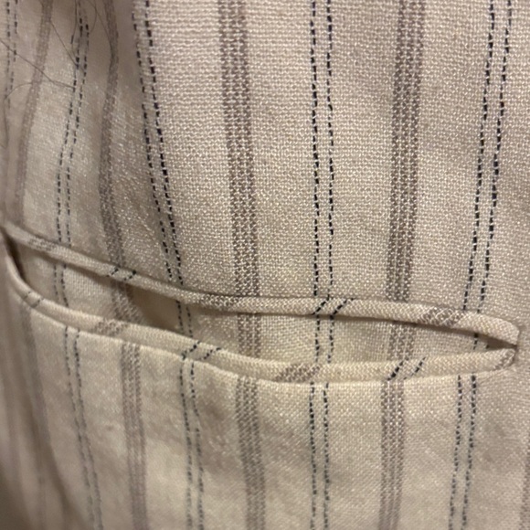 Petite Sophisticate Beige Pinstripe Blazer - Picture 5 of 6